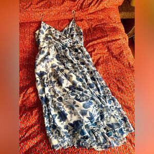 Sachin + Babi Dahlia Dress. Worn once! Midi length.
